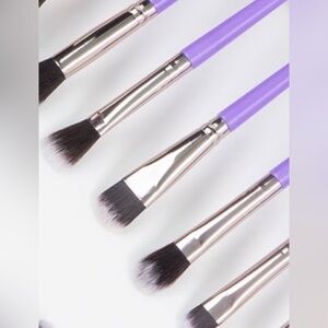 Lavender Makeup Brush Set with Silver Accents